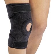 Anatomic Help Neoprene Knee Support Open Patela One Size Код 0555 Черно 1 бр - Обикновена наколенка с отвор за лек дискомфорт, следоперативни грижи и спорт