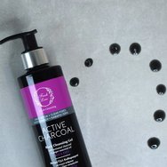 Fresh Line Fresh Cleansing Active Charcoal Black Cleansing Gel Черен почистващ гел с активен въглен за всички типове кожа, подходящ за лице и очи 220ml Fresh Line Fresh Cleansing Active Charcoal Black Cleansing Gel Черен почистващ гел с активен въглен за всички типове кожа, подходящ за лице и очи 220ml