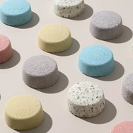 Fresh Line Cleo Gentle Frequent Use Solid Shampoo Нежен твърд шампоан Cleo за честа употреба с екстракти от невен, черен оман, лайка и лавандула 70g