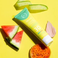 Fresh Line Helios Face Tinted Spf30 Sunscreen Cream Тониран слънцезащитен крем за лице с висока степен на защита с екстракти от бодлива круша, органична краставица и диня 50ml Fresh Line Helios Face Tinted Spf30 Sunscreen Cream Тониран слънцезащитен крем за лице с висока степен на защита с екстракти от бодлива круша, органична краставица и диня 50ml