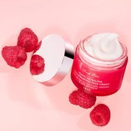 Fresh Line Promo Iris Fine Lines & Glow Renewing & Brightening Night Serum 30ml & Подарък Youth Revealing & Illuminating Face Cream 50ml & Несесер 1 брой Fresh Line Promo Iris Fine Lines & Glow Renewing & Brightening Night Serum 30ml & Подарък Youth Revealing & Illuminating Face Cream 50ml & Несесер 1 брой
