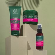 Fresh Line Botanical Hair Recipes Urania Anti-Frizz Smoothing Hair Wash Шампоан против накъдряне с натурална формула с абисинско масло, био алое & провитамин B5 200ml