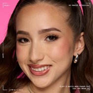 Nyx Professional Makeup Fluff & Snatch Brow Powder Pen Молив за вежди с двойна употреба за запълване и оформяне с естествен и мек матов резултат 1g - 05 Cool Ash Brown Nyx Professional Makeup Fluff & Snatch Brow Powder Pen Молив за вежди с двойна употреба за запълване и оформяне с естествен и мек матов резултат 1g - 05 Cool Ash Brown