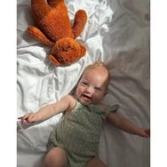Moonie The Professional Baby Sleep Aid Humming Bear Код N-GRN, 1 бр - Caramel Moonie The Professional Baby Sleep Aid Humming Bear Код N-GRN, 1 бр - Caramel