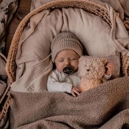 Moonie The Ultimate 8 in 1 Baby Sleep Aid Код M-MSA2, 1 бр - Sand Bear Moonie The Ultimate 8 in 1 Baby Sleep Aid Код M-MSA2, 1 бр - Sand Bear