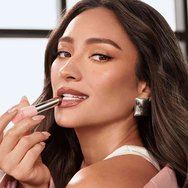 Maybelline Lifter Glaze Lip Oil Balm 1 бр - 003 Rose Bite Maybelline Lifter Glaze Lip Oil Balm 1 бр - 003 Rose Bite