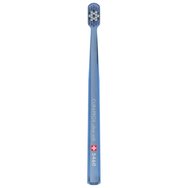 Curaprox Football Edition 5460 Ultra Soft Toothbrush Меки четки за зъби за възрастни с изключително нежни & устойчиви влакна за ефективно почистване 2 броя