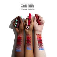 NYX Professional Makeup Lip Butter Gloss 8ml - 35 Bit of Honey NYX Professional Makeup Lip Butter Gloss 8ml - 35 Bit of Honey