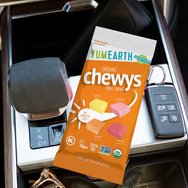 YumEarth Organic Chewys Био Бонбони с Вкус на Лимон, Ягода, Портокал & Череша 57g