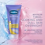 Vaseline Gluta-Hya Overnight Radiance Serum Burst Lotion хидратиращ нощен серум за тяло с дълбоко подхранване, за сияние & мека, кадифена кожа 200ml Vaseline Gluta-Hya Overnight Radiance Serum Burst Lotion хидратиращ нощен серум за тяло с дълбоко подхранване, за сияние & мека, кадифена кожа 200ml