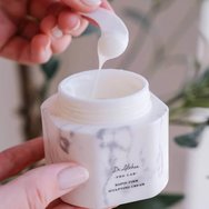 Dr. Althea Rapid Firm Sculpting Cream Крем против стареене, богат на хидратиращи, подхранващи и антиоксидантни съставки за стегнатост и еластичност 45ml