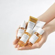 Skin1004 Promo Madagascar Centella Light Cleansing Oil 30ml & Ampoule Foam 20ml & Toning Toner 30ml & Ampoule 30ml & Soothing Cream 30ml Skin1004 Promo Madagascar Centella Light Cleansing Oil 30ml & Ampoule Foam 20ml & Toning Toner 30ml & Ampoule 30ml & Soothing Cream 30ml