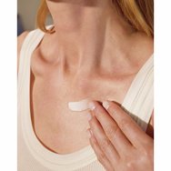 Nivea Q10 Collagen Expert Facial Butter Антибръчков крем с богата, кремообразна текстура за лице, шия & деколте за деня & нощта за много суха & отпусната кожа 50ml Nivea Q10 Collagen Expert Facial Butter Антибръчков крем с богата, кремообразна текстура за лице, шия & деколте за деня & нощта за много суха & отпусната кожа 50ml