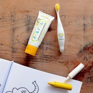 Jack n\' Jill Natural Certified 6m+ Toothpaste Натурална, Сертифицирана паста за зъби с прекрасен вкус на банан за първите зъбки за бебета от 6 месеца 50g - Banana