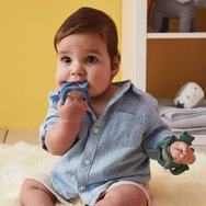 b.box Wrist Teether 3m+, 1 бр - Lullaby Blue b.box Wrist Teether 3m+, 1 бр - Lullaby Blue