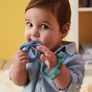 b.box Wrist Teether 3m+, 1 бр - Lullaby Blue b.box Wrist Teether 3m+, 1 бр - Lullaby Blue