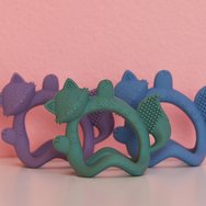 b.box Wrist Teether 3m+, 1 бр - Blush b.box Wrist Teether 3m+, 1 бр - Blush