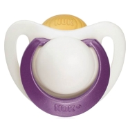 Nuk Genius Гумена залъгалка с пръстен 1бр - Естествена форма, изключително мека, минимизира натиска на челюстта и зъбите Nuk Genius Гумена залъгалка с пръстен 1бр - Естествена форма, изключително мека, минимизира натиска на челюстта и зъбите