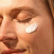 Novexpert Vitamin C Light Cream Дневен крем за лице с лека текстура и витамин C, подходящ за всеки тип кожа 40ml