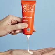 SVR Sun Secure Spf50+ Invisible Finish Fluid Слънцезащитен крем за лице с тънка, лека текстура, много висока защита и аромат 50ml SVR Sun Secure Spf50+ Invisible Finish Fluid Слънцезащитен крем за лице с тънка, лека текстура, много висока защита и аромат 50ml