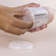 Suavinex Care Zero Zero 0m+ Bottle Пластмасово шише, имитиращо функцията на гърдата, със специална вградена торбичка против колики 270ml Suavinex Care Zero Zero 0m+ Bottle Пластмасово шише, имитиращо функцията на гърдата, със специална вградена торбичка против колики 270ml