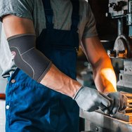 John\'s Neoprene Elbow Support L Black Код 120181 Лакът с подсилване, голям размер, черен цвят, 1 брой
