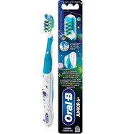 Oral-B Junior 6+ Years Extra Soft Toothbrush 1 брой - Светлосиня - Ръчна детска четка за зъби с много меки влакна, за деца над 6 години